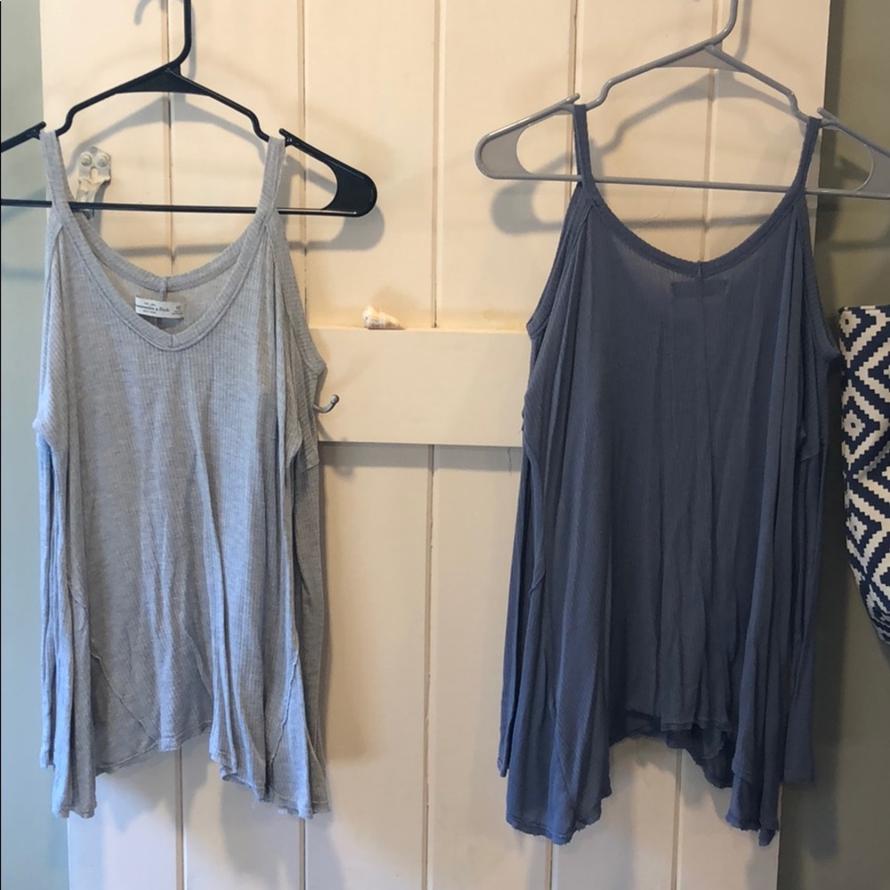 Lot (3) Abercrombie cold shoulder long sleeves